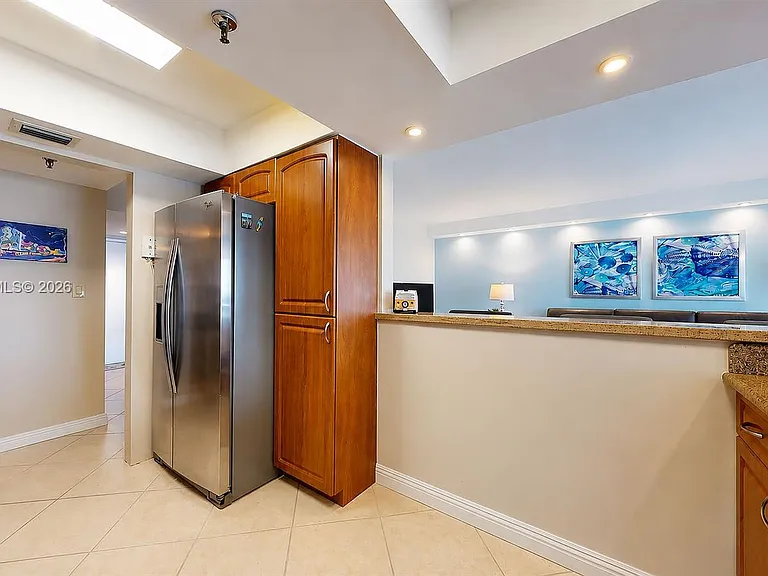 2401 Collins Ave #1709 — Photo 14