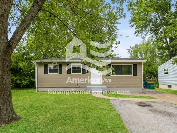 11605 Larimore Rd, Saint Louis, MO 63138