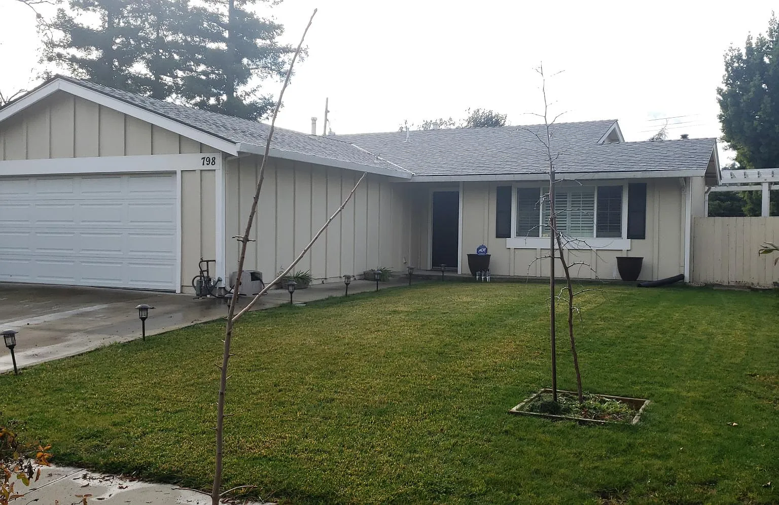 798 Coffey Ct — Photo 2
