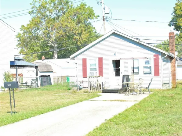 30059 Regent Rd, Wickliffe, OH 44092