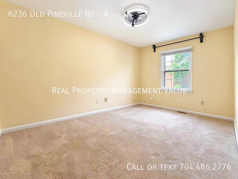 6236 Old Pineville Rd #A — Photo 14