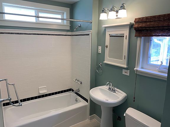 5th image of 1615 N 51st St