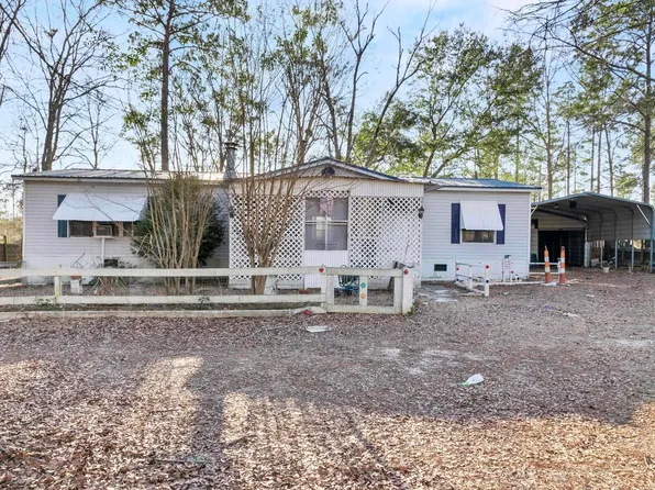 697 Ellen Rd, Camden, SC 29020