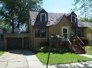 12113 Maple Ave, Blue Island, IL 60406