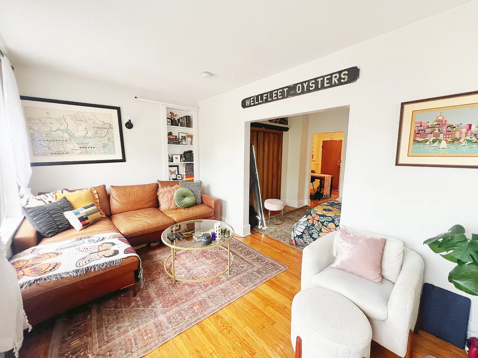 1 bed, 725 sqft, $2,400 — Photo 1