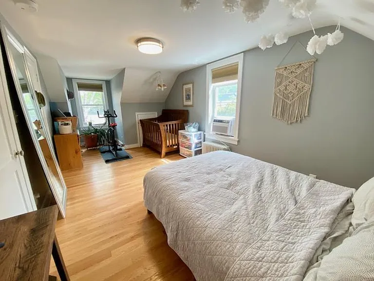 80 Russell St — Photo 19