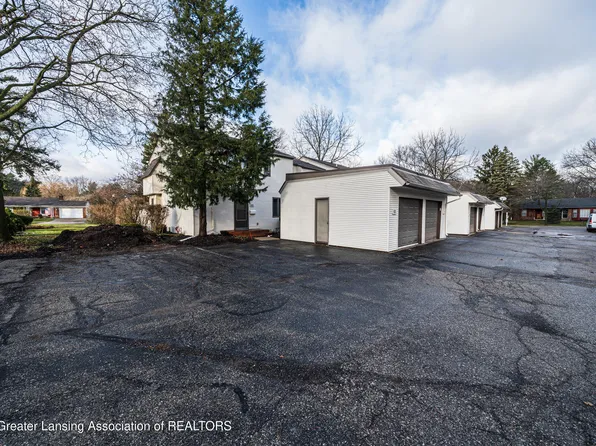 623 Bainbridge Dr, East Lansing, MI 48823