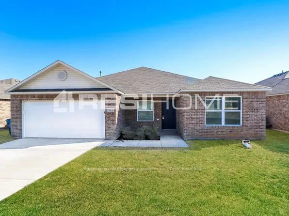 916 Klare Ln, Midwest City, OK 73130