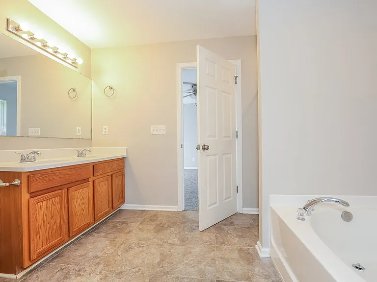3704 Sweet Birch Dr — Photo 12