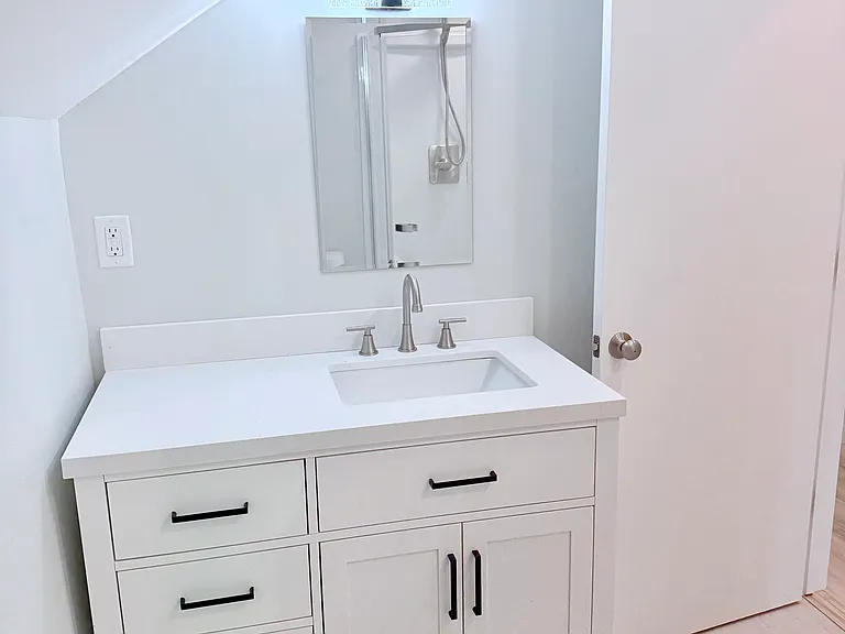 208 Fulton Ave — Photo 17
