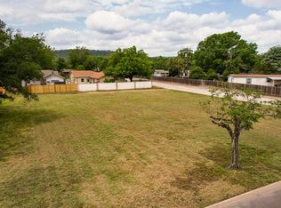 519 Lucille St, Kerrville, TX 78028