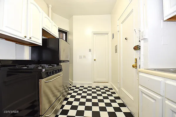 Rented by Corcoran | media 8