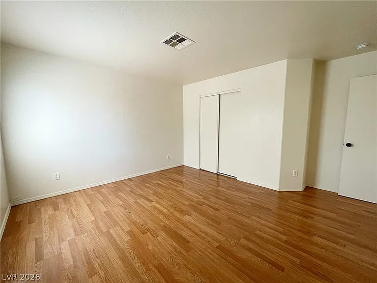 1018 Cliffbrook Hedge Ave — Photo 24