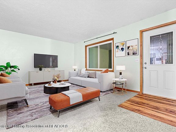 2nd image of 7283 Peck Rd