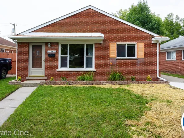 7952 Elm St, Taylor, MI 48180