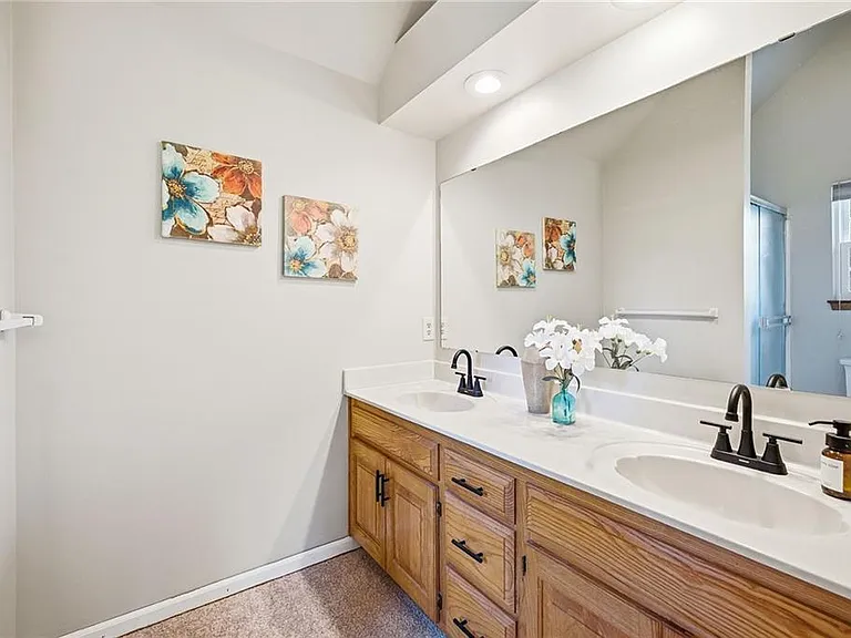 14709 Goodman St — Photo 16