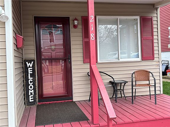 2nd image of 218 W Diamond St