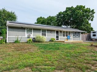 30 Terry Ln E, Wareham, MA 02571