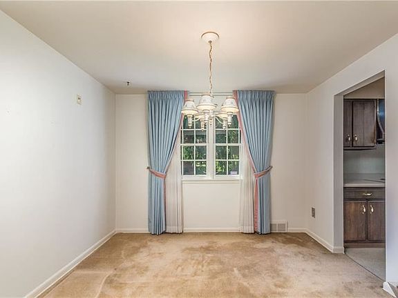 2nd image of 808 Pictwood Dr