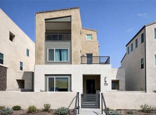 426 Treble, Irvine, CA 92618