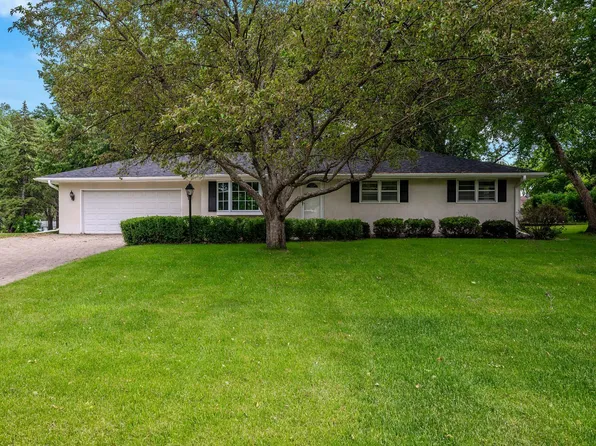 12805 27th Ave N, Plymouth, MN 55441