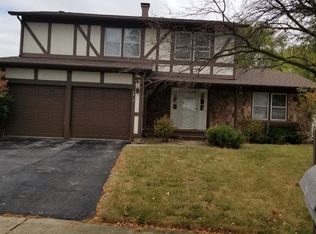 2470 N Crescent Ln, Aurora, IL 60504