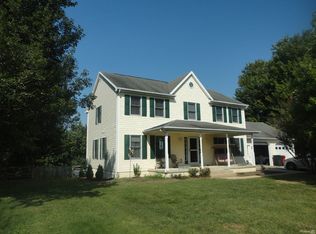 17 Stephen Ln, Charles Town, WV 25414