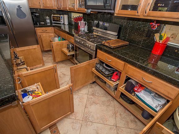 5th image of 6177 N Placita San Agustin