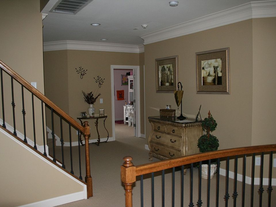 Upstairs Foyer
