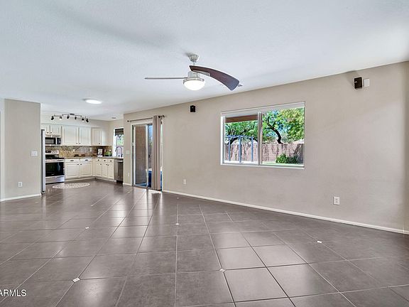4th image of 2418 W White Feather Lane