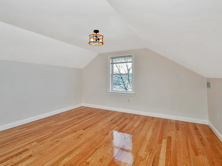 30 Hiawatha Rd #2 — Photo 12