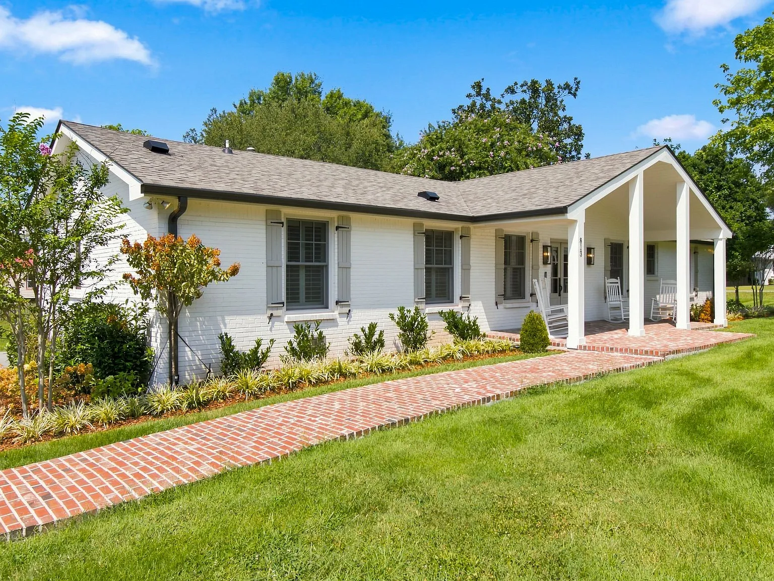813 Edwards Drive - 1 — Photo 3
