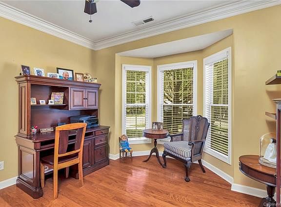 5th image of 4407 Hampstead Heath Dr