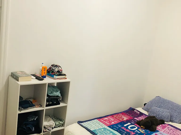 Den