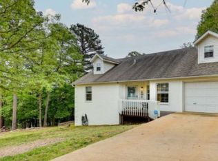 15999 Linden Ln, Rogers, AR 72756