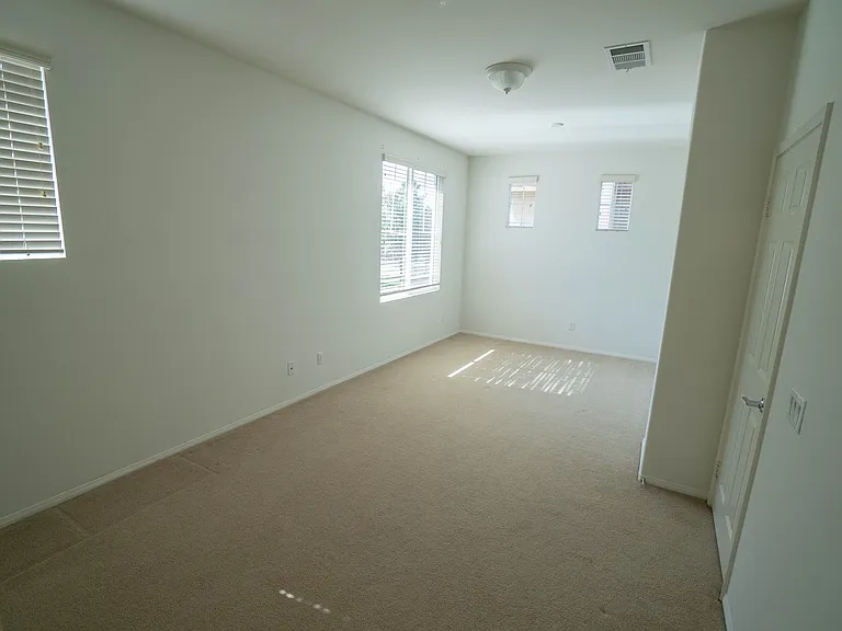 27663 Sunny Creek Dr — Photo 11