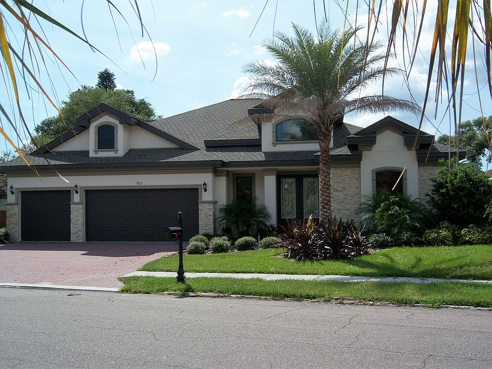 1st image of 905 Palmetto Dr