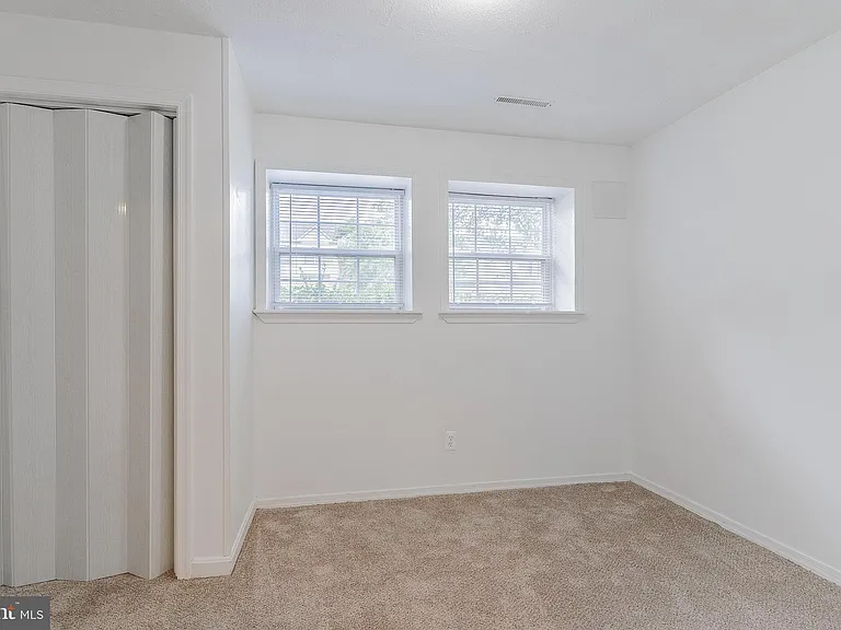 3290 Gina Pl — Photo 22