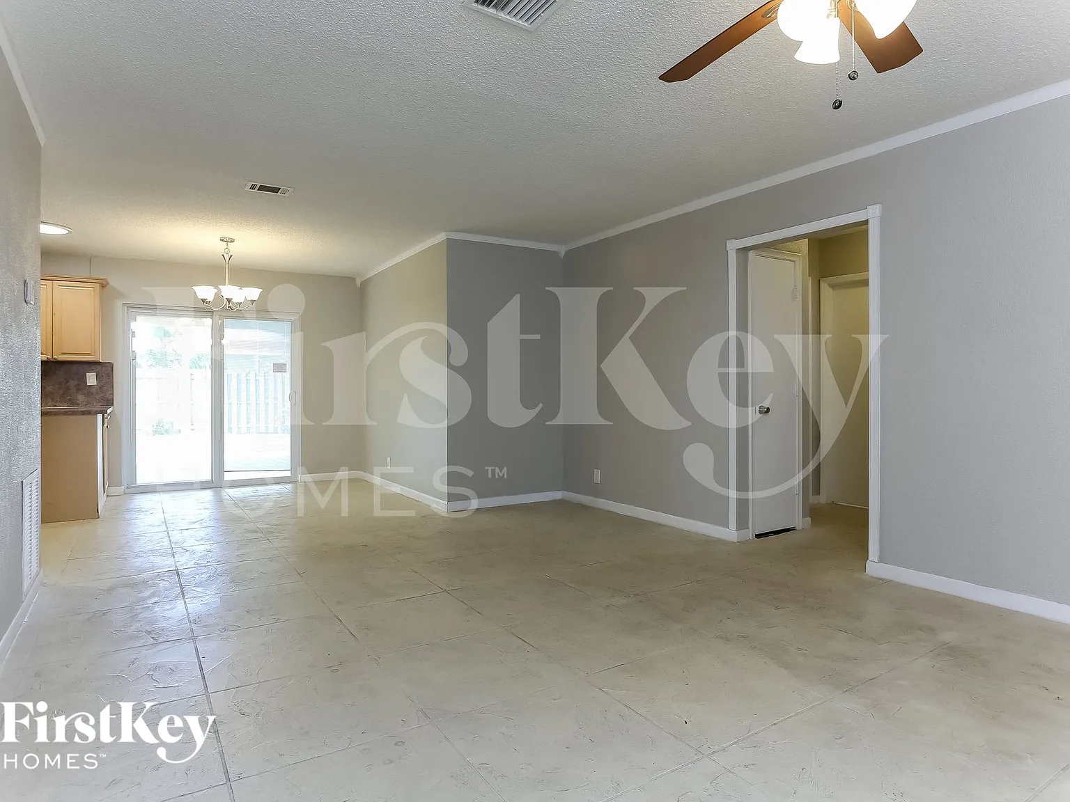 2 bed, 2.0 bath, 1356 sqft, $3,245 — Photo 4