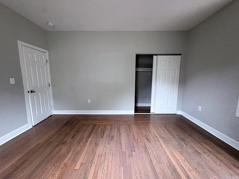 151 Howard Ave #22L — Photo 11