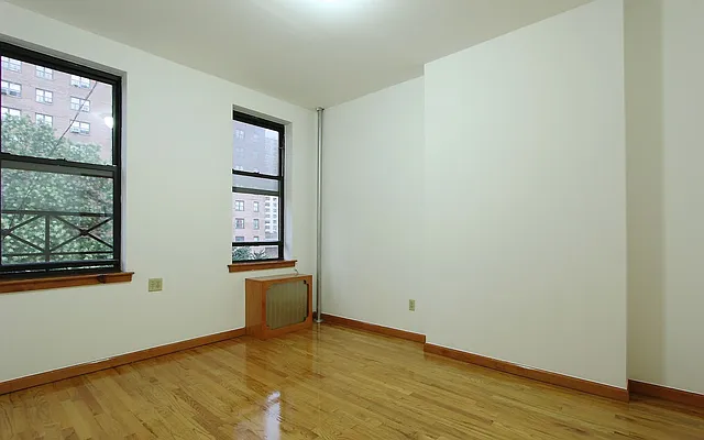 Rented by Compass | media 12