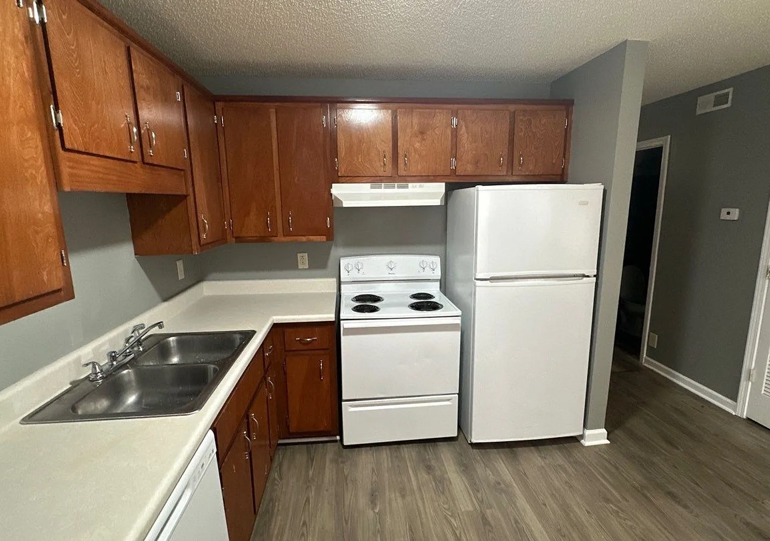 2817 Cobalt Drive — Photo 2