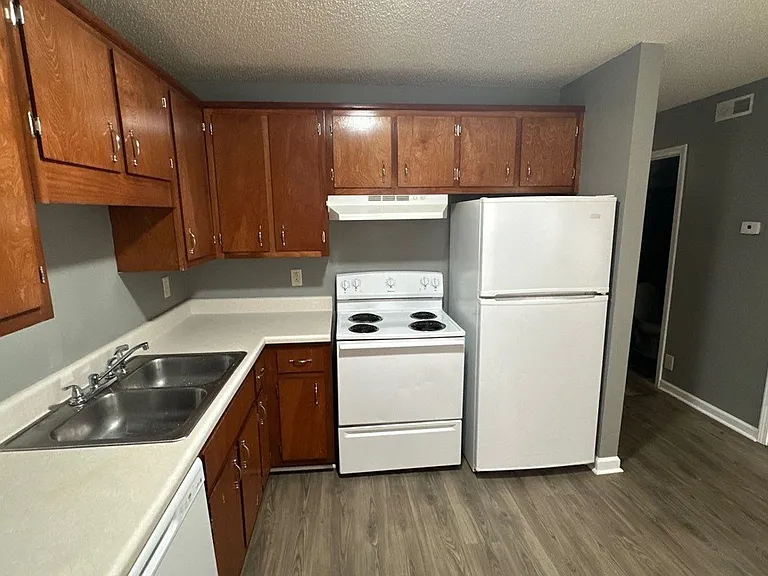 2817 Cobalt Drive — Photo 2