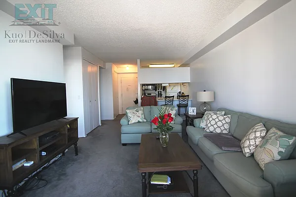 Rented by Exit Realty Landmark | media 5