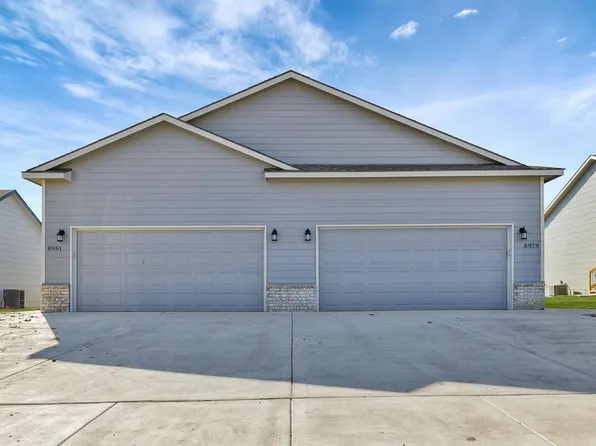 8973-8975 E Chris St, Wichita, KS 67226