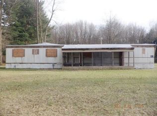 29651 Jewells Dr, Lawton, MI 49065