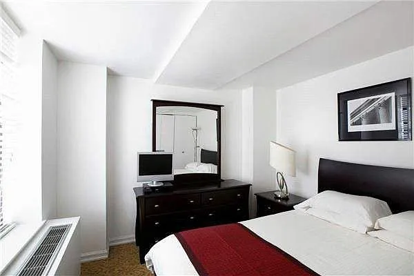 Rented by REAL New York | media 2