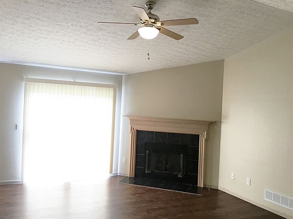 2nd image of 7241 Fablegate Ct