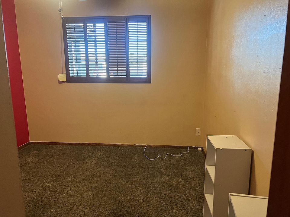 1st image of 2027 W Montebello Ave