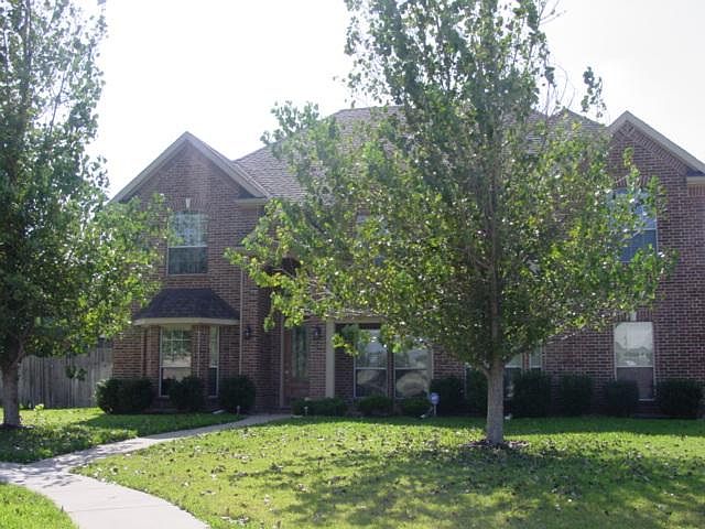 1st image of 603 Montclaire Dr